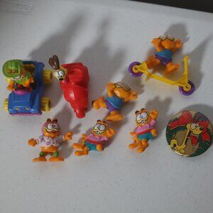 Lot Of 7 + Pin  Vintage 1980s Garfield Figures Toy PVC Figurines Odie